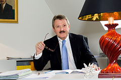 Steuerberater in Wien, Univ.-Prof. MMag. DDr. Wolfgang Wiesner, PhD,
